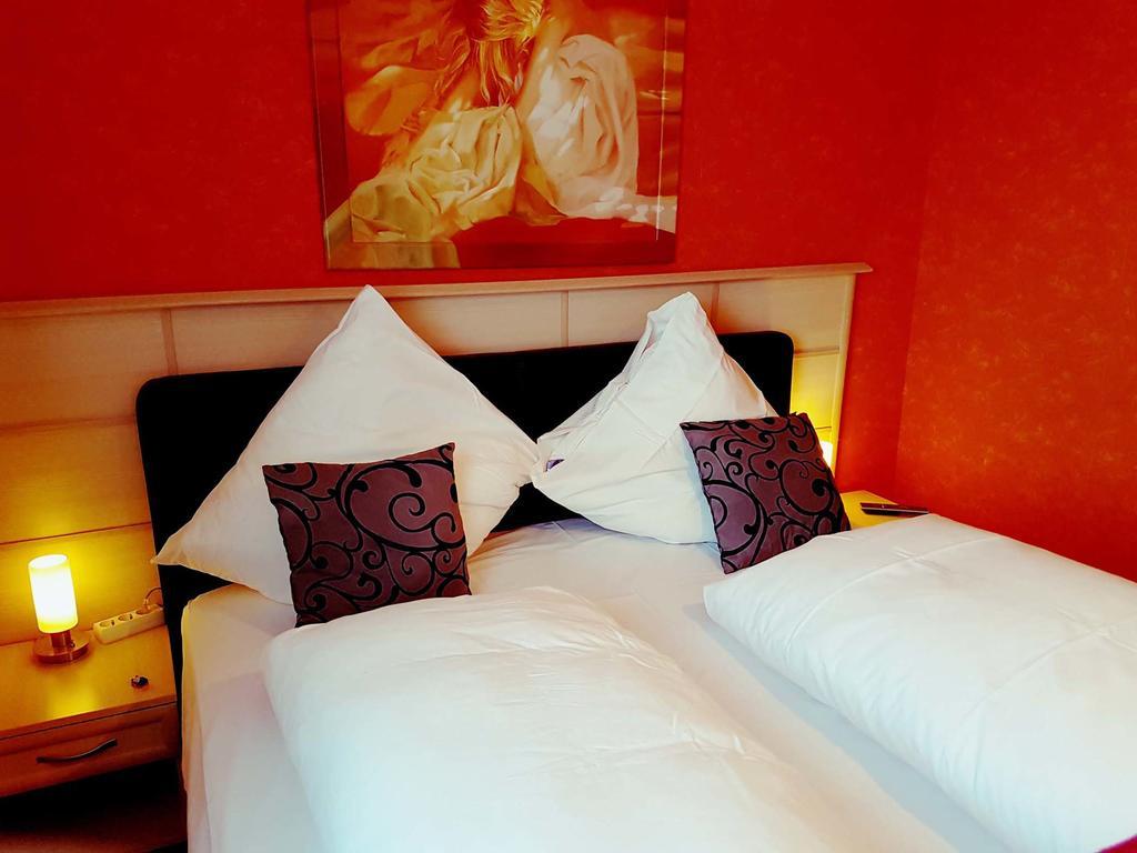 Legend Hotel Biebesheim am Rhein Eksteriør bilde