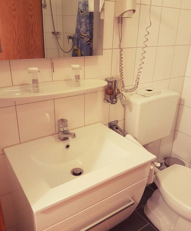 Legend Hotel Biebesheim am Rhein Eksteriør bilde