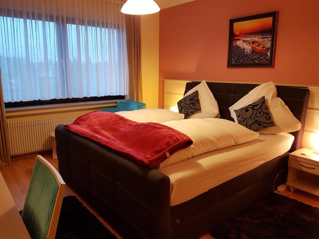 Legend Hotel Biebesheim am Rhein Eksteriør bilde